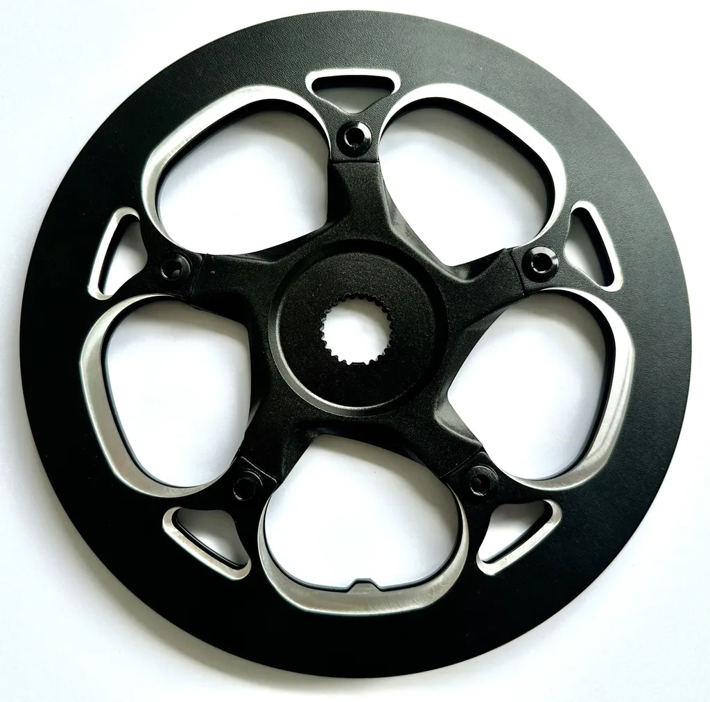 Pignon LASCO 52 dents UD Noir : rigidité et précision Chainline 47.5