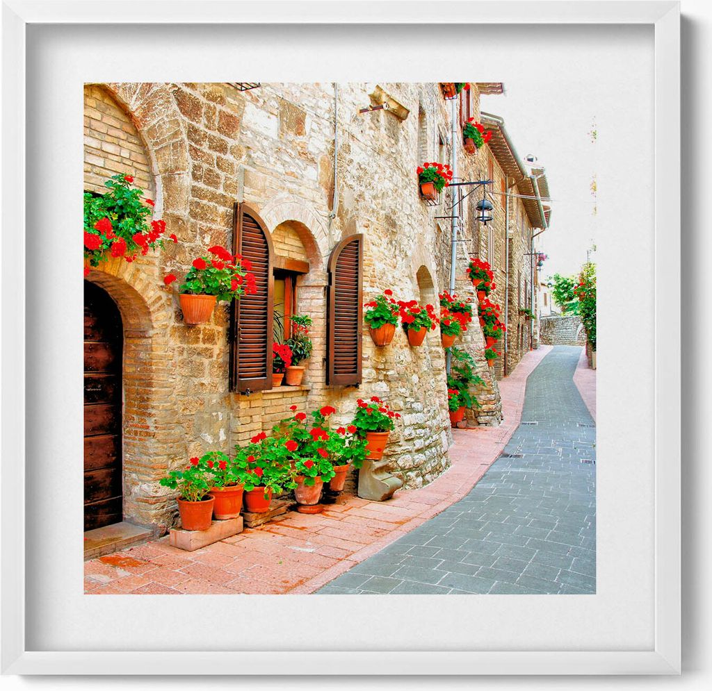 Malerische Straße mit Blumen– Wandbild mit Rahmen – Gerahmtes Bild – Wanddekoration – 50x50 cm – Weiß Rahmen