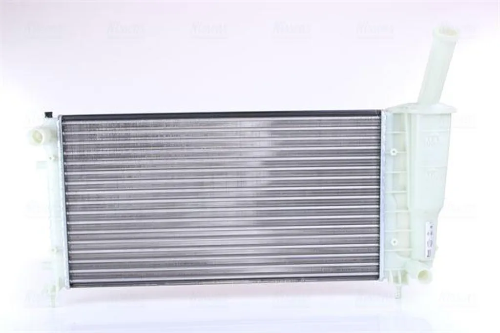 Radiateur moteur Fiat Punto 51724183 Nissens 61888 Haute Qualité