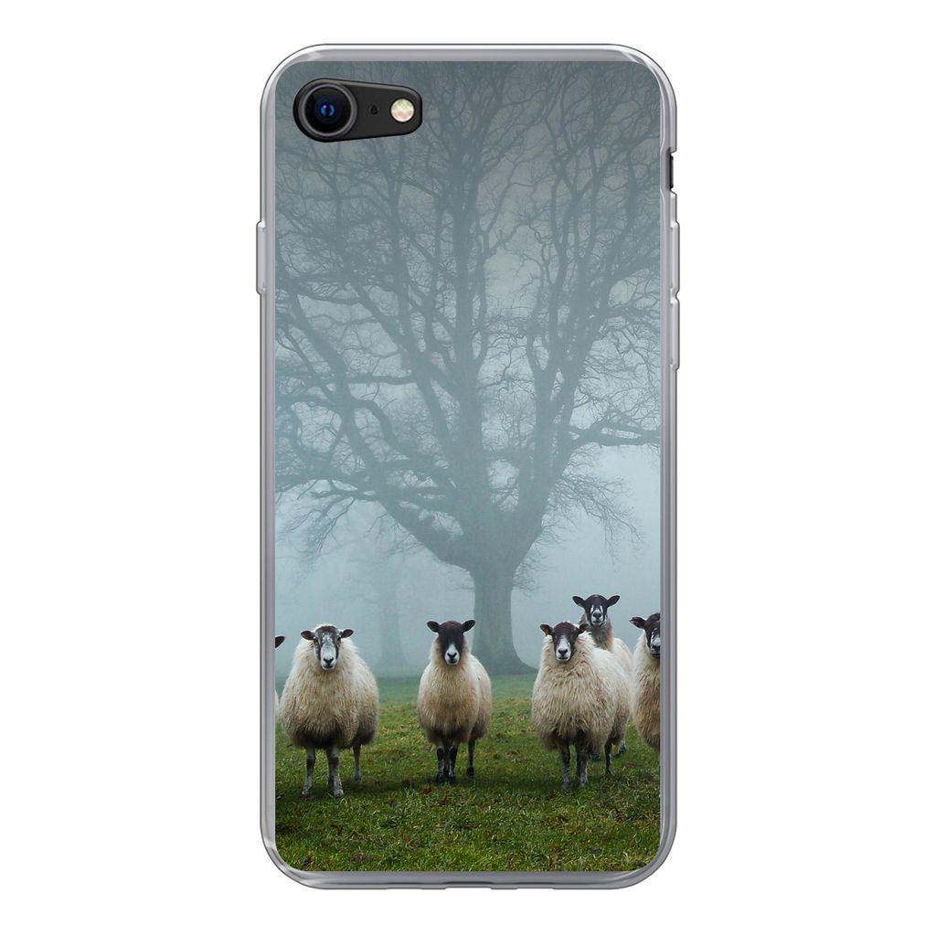 MuchoWow Handyhülle Schutzhülle Hülle für iPhone 7 Schaf - Baum - Nebel Silikon Softcase Handy Hülle - Kartenhalter