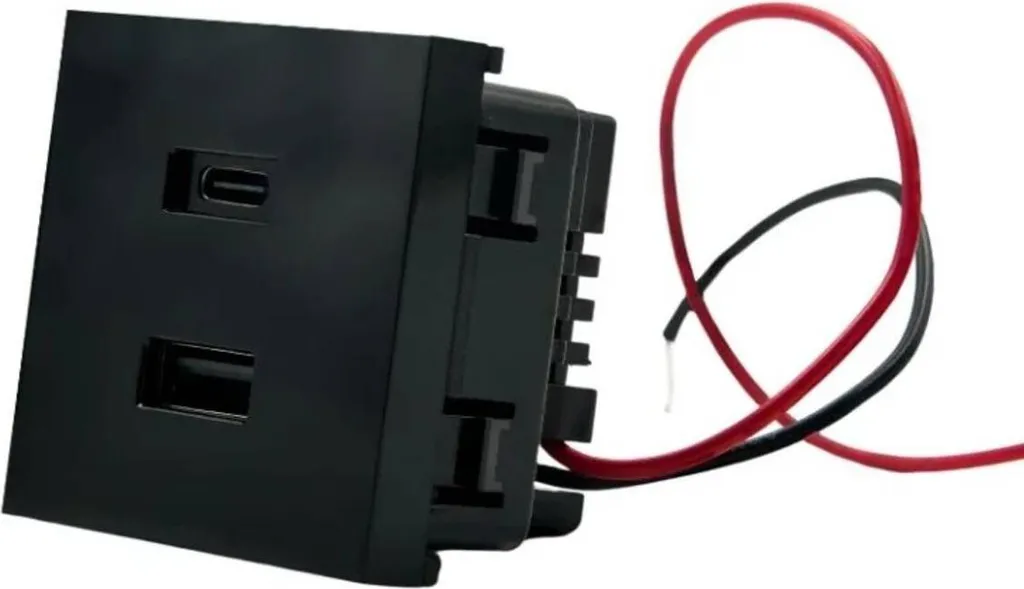 Alimentatore USB Nero Shelly per Wall Stand | Estetica e Funzione