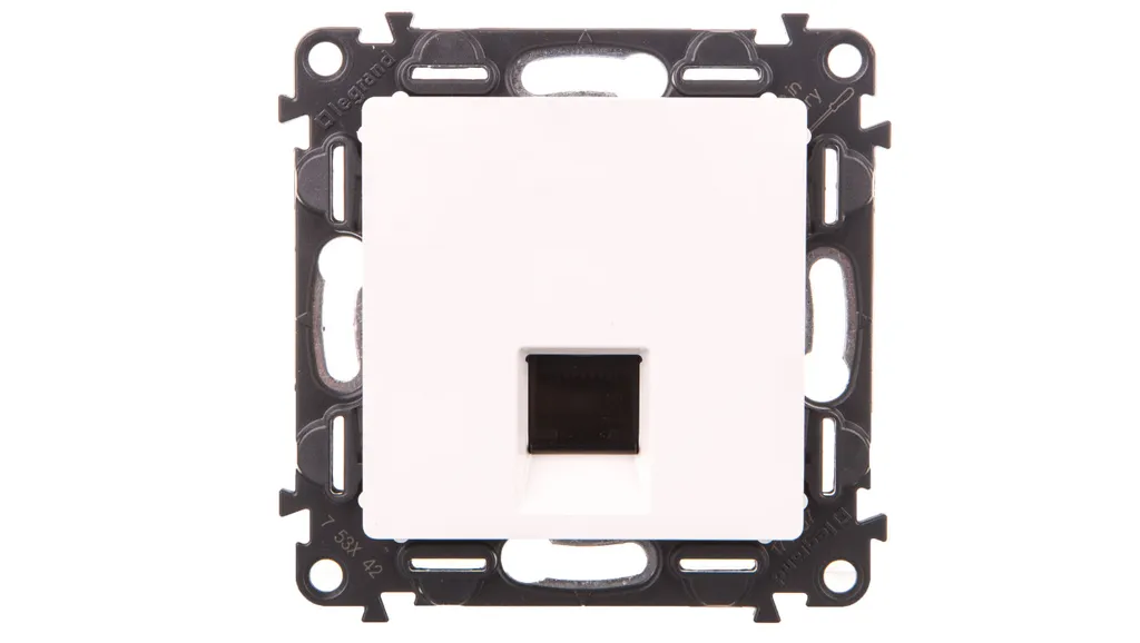 Prise informatique RJ45 Catégorie 6 Blanche Valena Life Legrand 753142