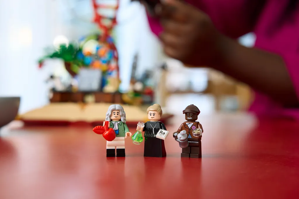 Projet Créatif Adulte LEGO 21355 L'Origine du STEM pour Détente et Déco - 19