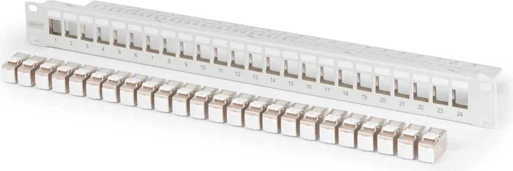 Optimisation Baie de Brassage avec Panneau 24 Ports Cat6A Digitus