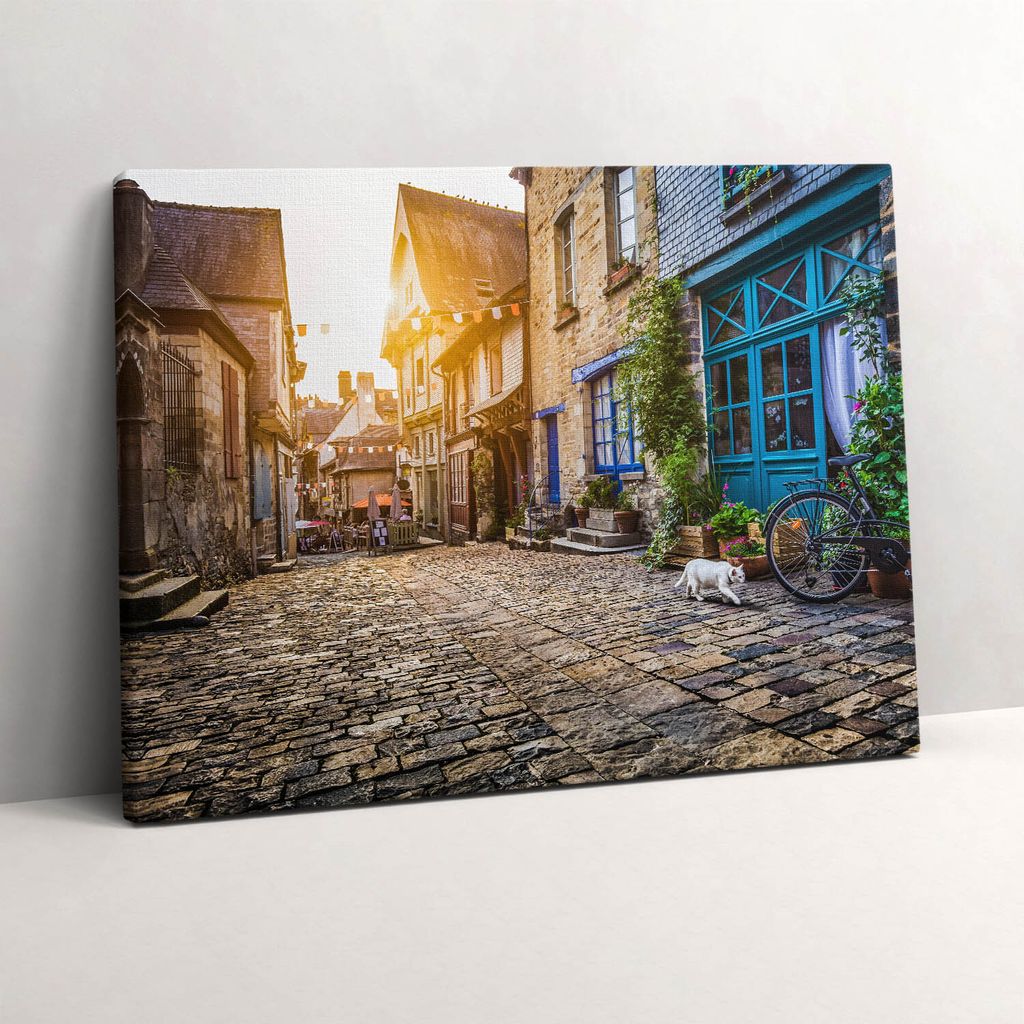 Straße in der Altstadt – Leinwandbild Wandbild – 80x60 cm – Leinwandbilder – Wandbilder – Schlafzimmer – Flur