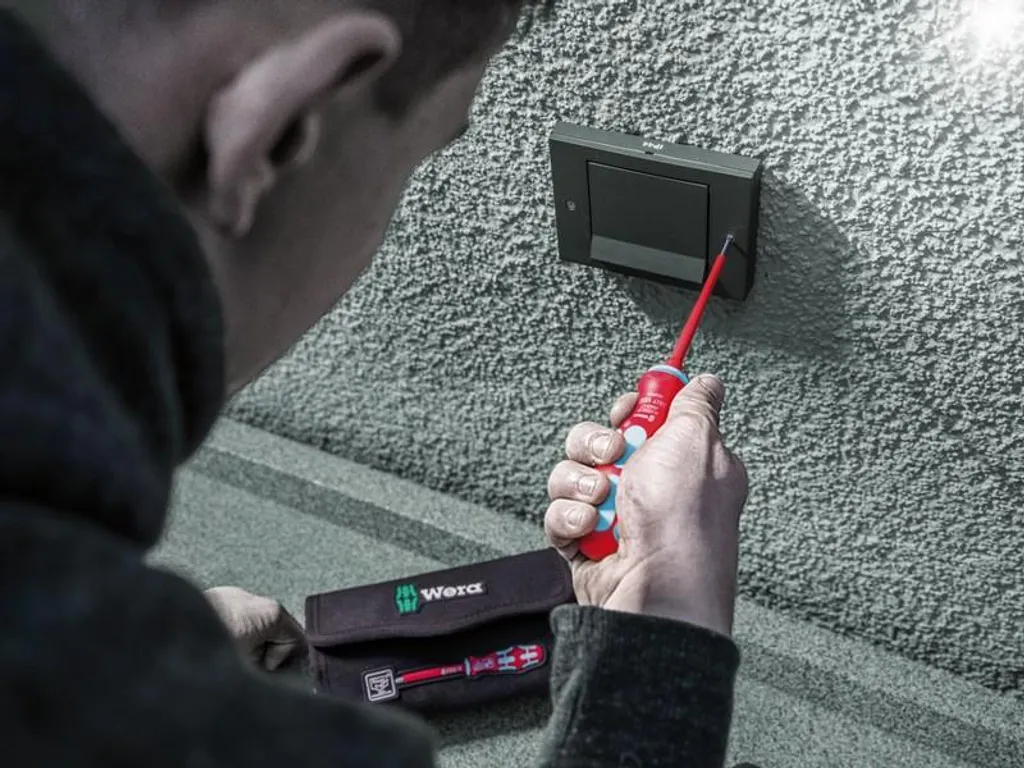 Accédez aux vis difficiles avec le set Wera VDE Stainless extra slim - 2