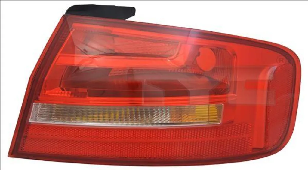 Remplacer feu arrière cassé Audi A4 8K - Bloc TYC conforme 8K5945096AA