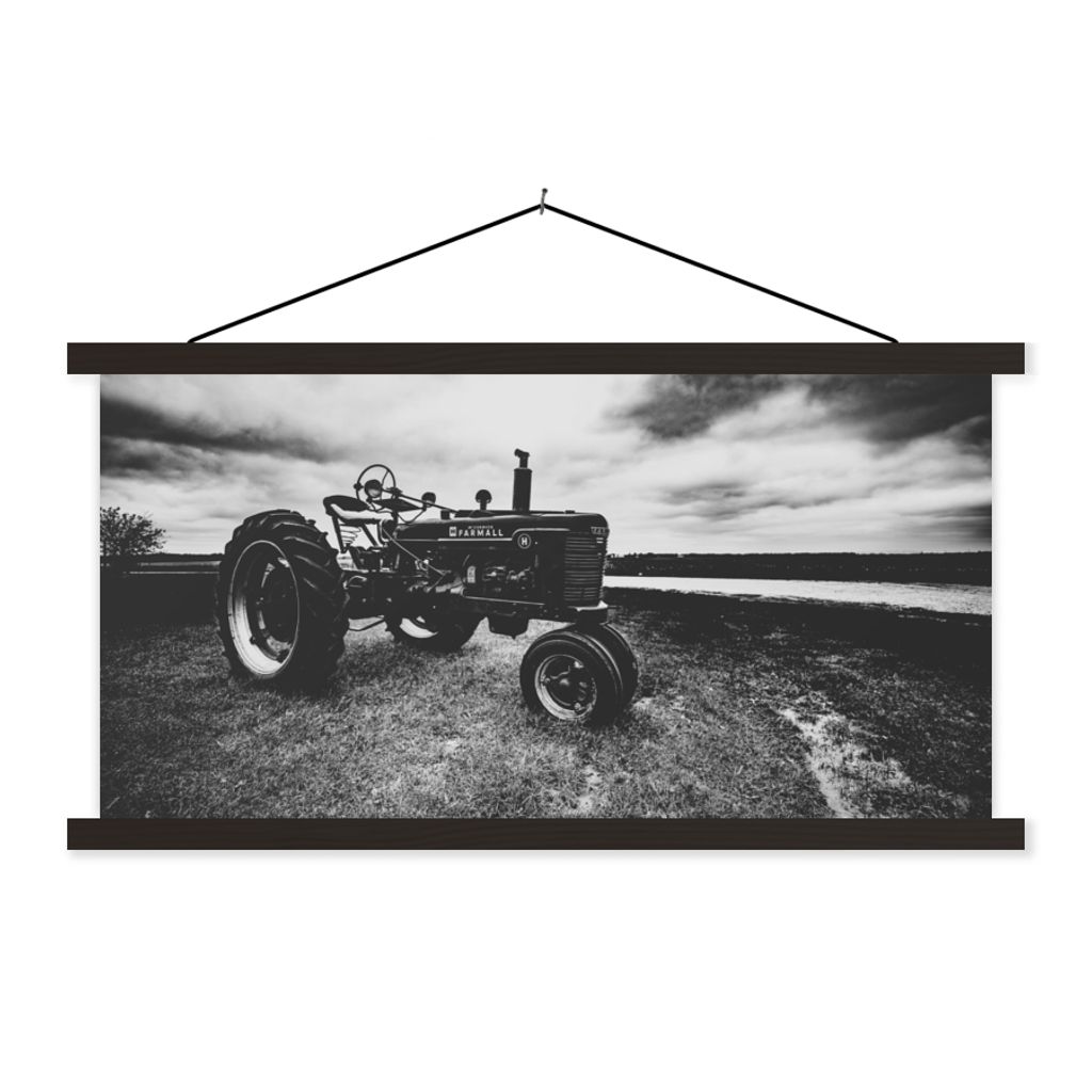 MuchoWow Textilposter Traktor - Schwarz - Weiß - Bauernhof - Vintage 90x45 cm mit schwarzem Rahmen - Klemmleisten