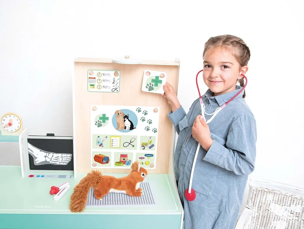 Jeu d'imitation cabinet médical Beleduc en bois avec accessoires - 13