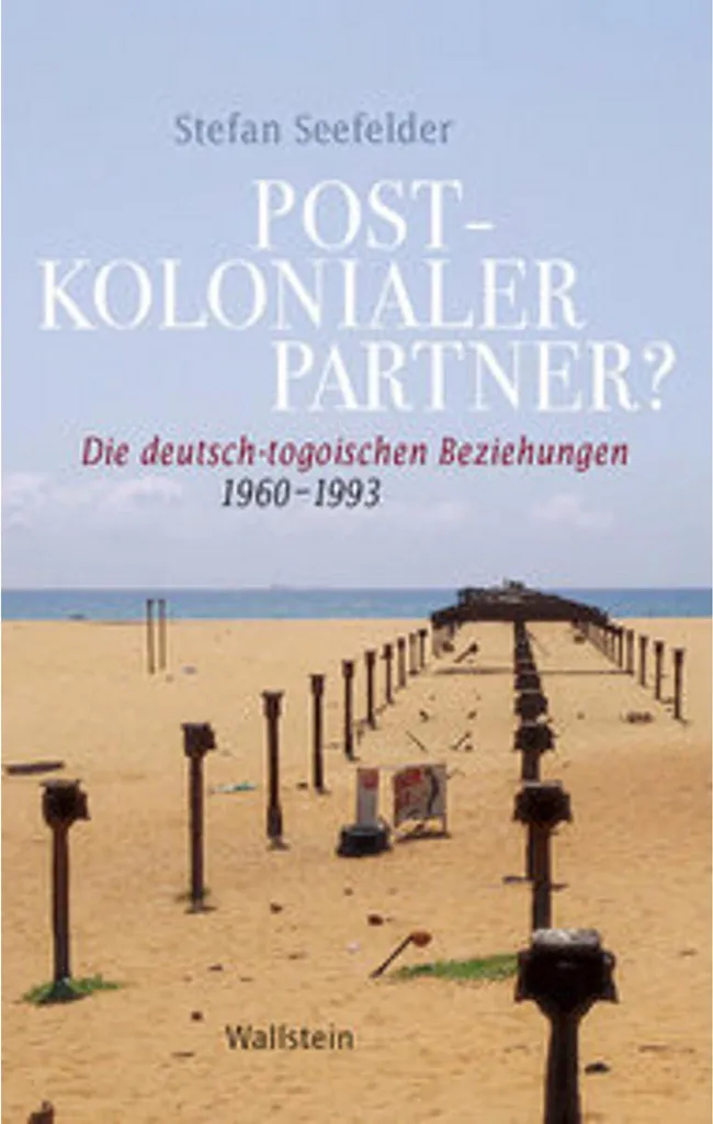 Analyse critique Postkolonialer Partner ? format livre broché de luxe