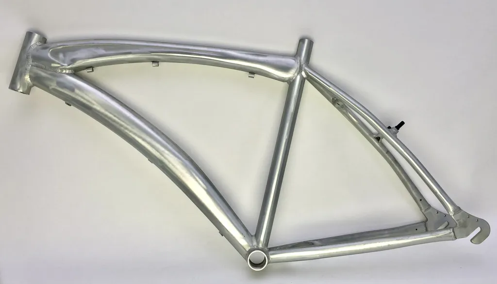 Cadre Cruiser en aluminium aéronautique léger et ultra résistant Gris