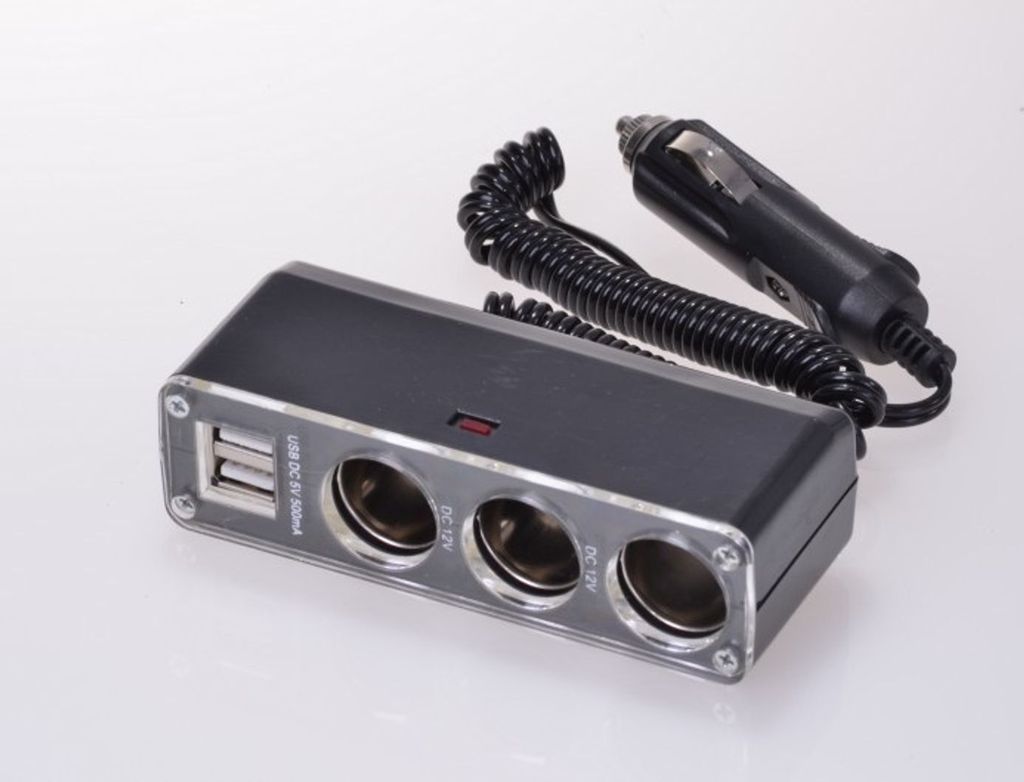 Steckdose 3fach, 12 V, 2x USB Steckplätze Auto KFZ Splitter Zigarettenanzünder