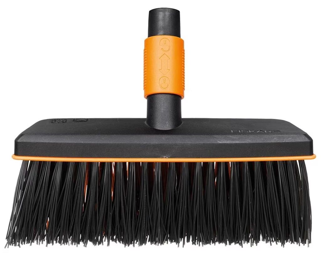 Fiskars QuikFit Allzweckbesen Produktbild 