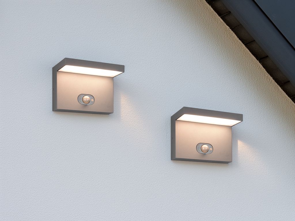 2er SET Hybrid Außen Wandleuchten mit Strom und Solar - LED Fassadenbeleuchtung