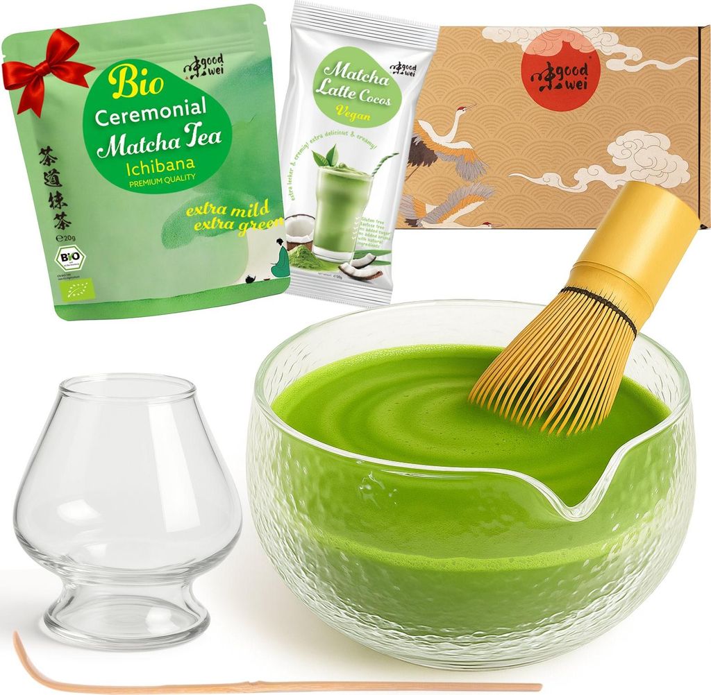 Matcha-Set aus strukturiertem Glas in Eiswürfeloptik mit Bambusbesen, Halter, Matcha- und Cocos-Latte-Pulver – stilvolles Komplettset
