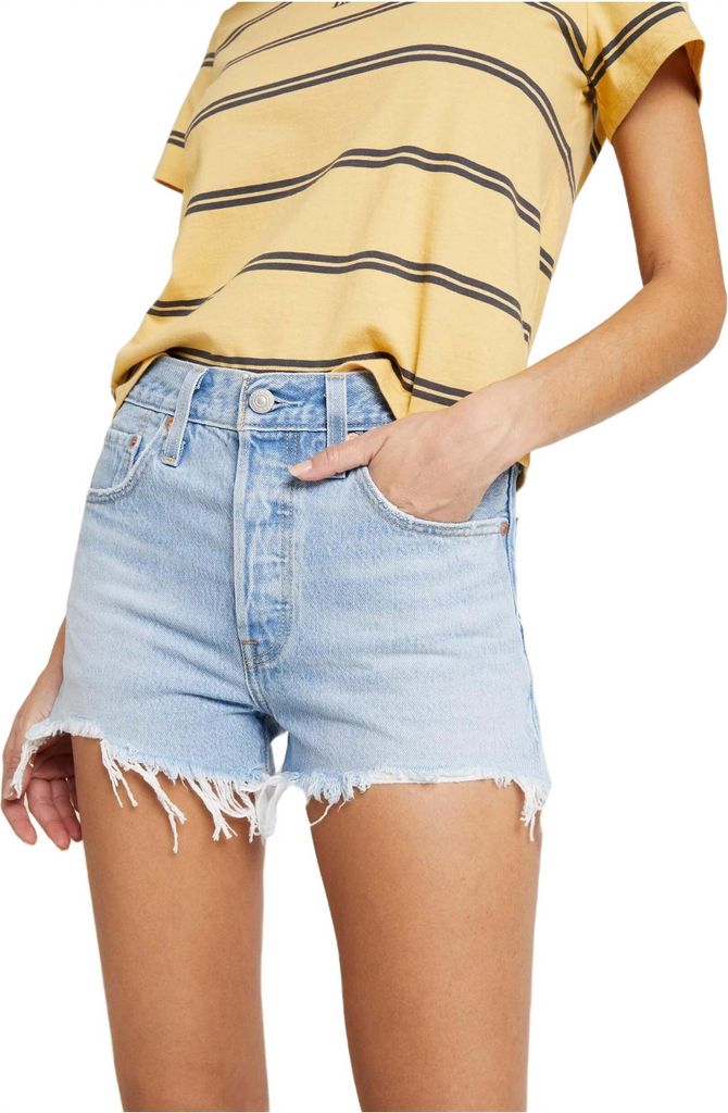 Levi's Shorts 56327-0086 in Blue color size 28