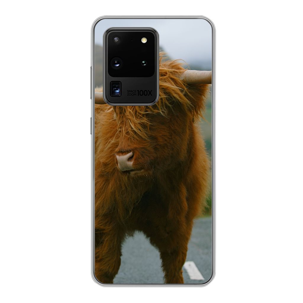 MuchoWow Handyhülle Schutzhülle Hülle für Samsung Galaxy S20 Ultra Schottischer Highlander - Berg - Straße Silikon Softcase Handy Hülle - K...