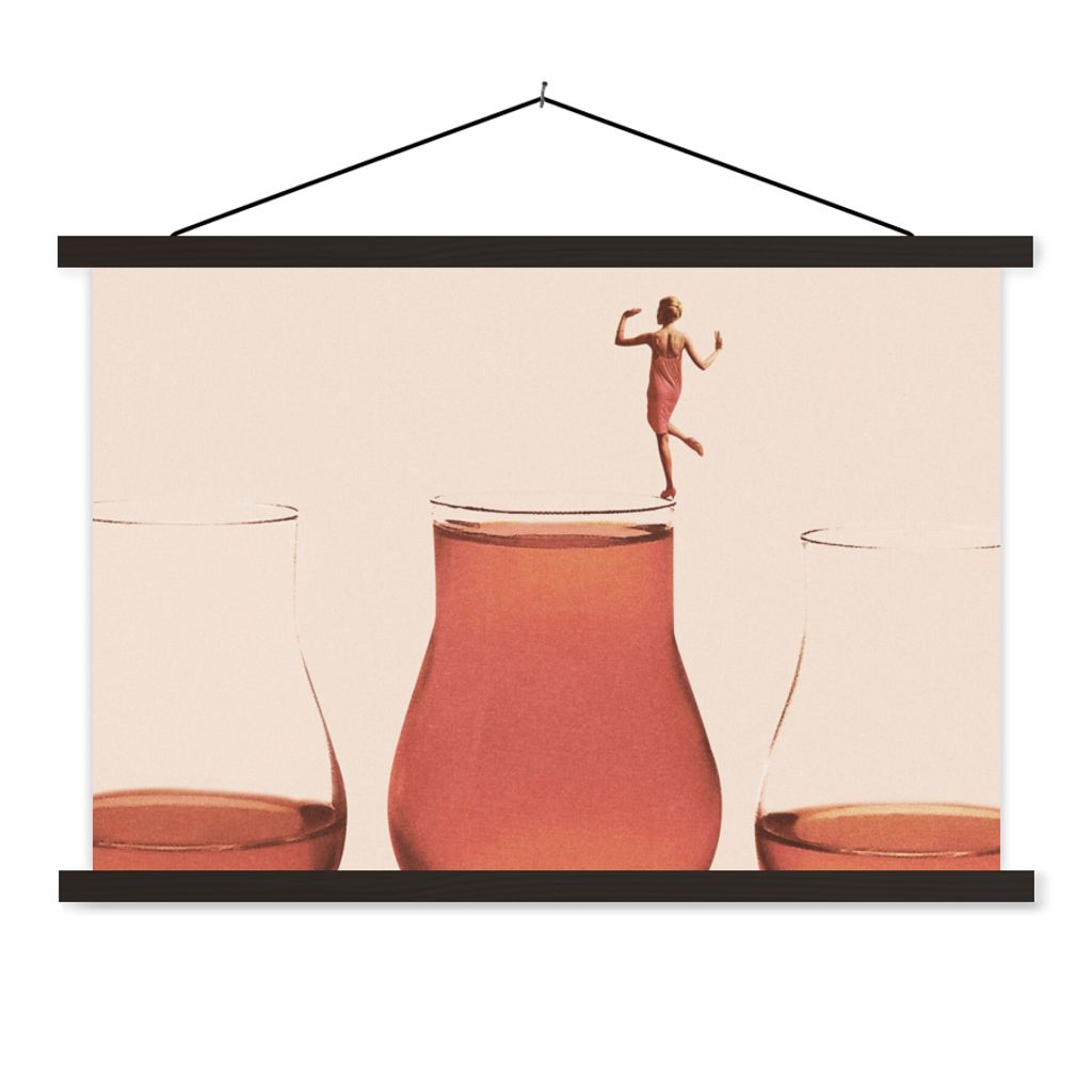 MuchoWow Textilposter Frau - Wein - Jahrgang 150x100 cm mit schwarzem Rahmen - Schlafzimmer