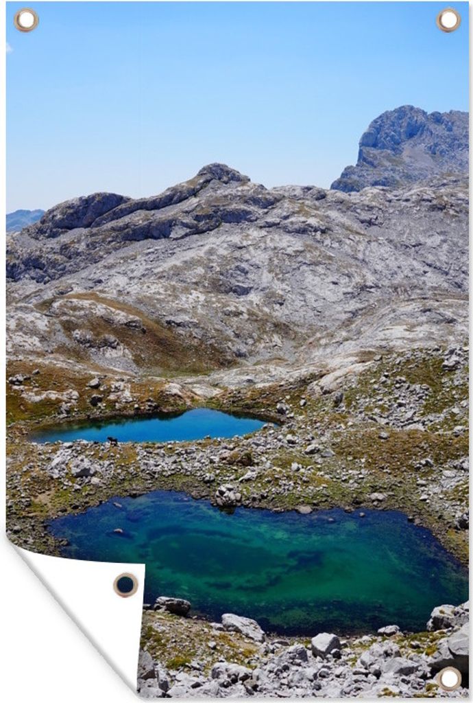 MuchoWow 60x90 cm Outdoor-Poster Gartendeko Sichtschutz Garten Poster für den Garten Teiche in den Bergen der Picos de Europa in Spanien