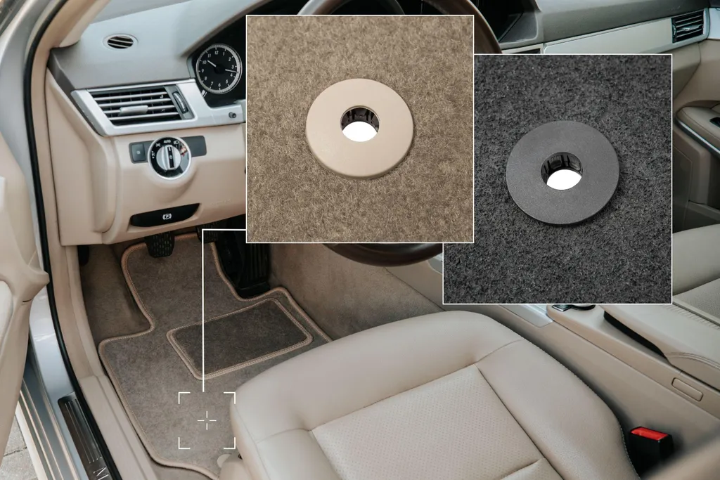 Tappetino Beige Velluto Volvo XC70 II: Rinnova il Tuo Abitacolo - 3
