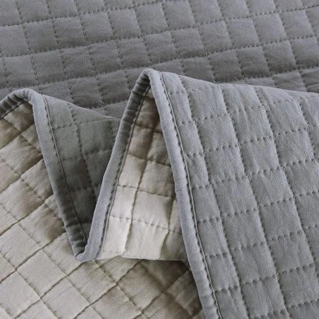 Couvre-lit en polyester gris 240x260 cm - Jeté de lit doux et robuste