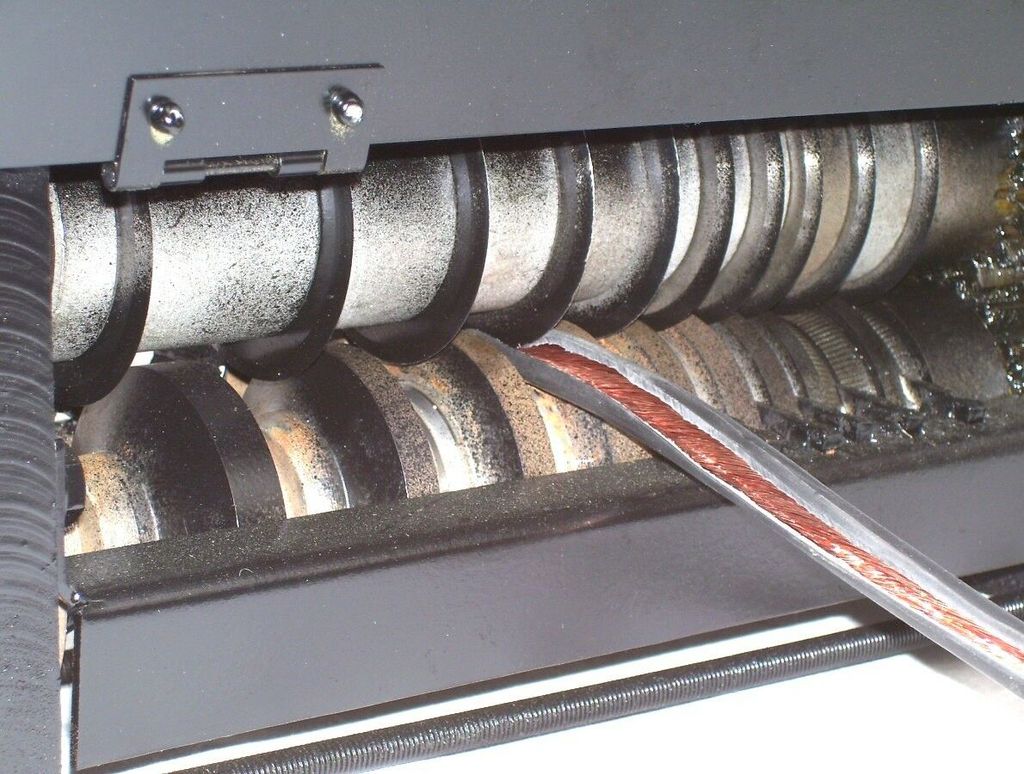KabelschäLmaschine 38mm Kabel Abisoliermaschine Kupferschrott Peeling Schrott 