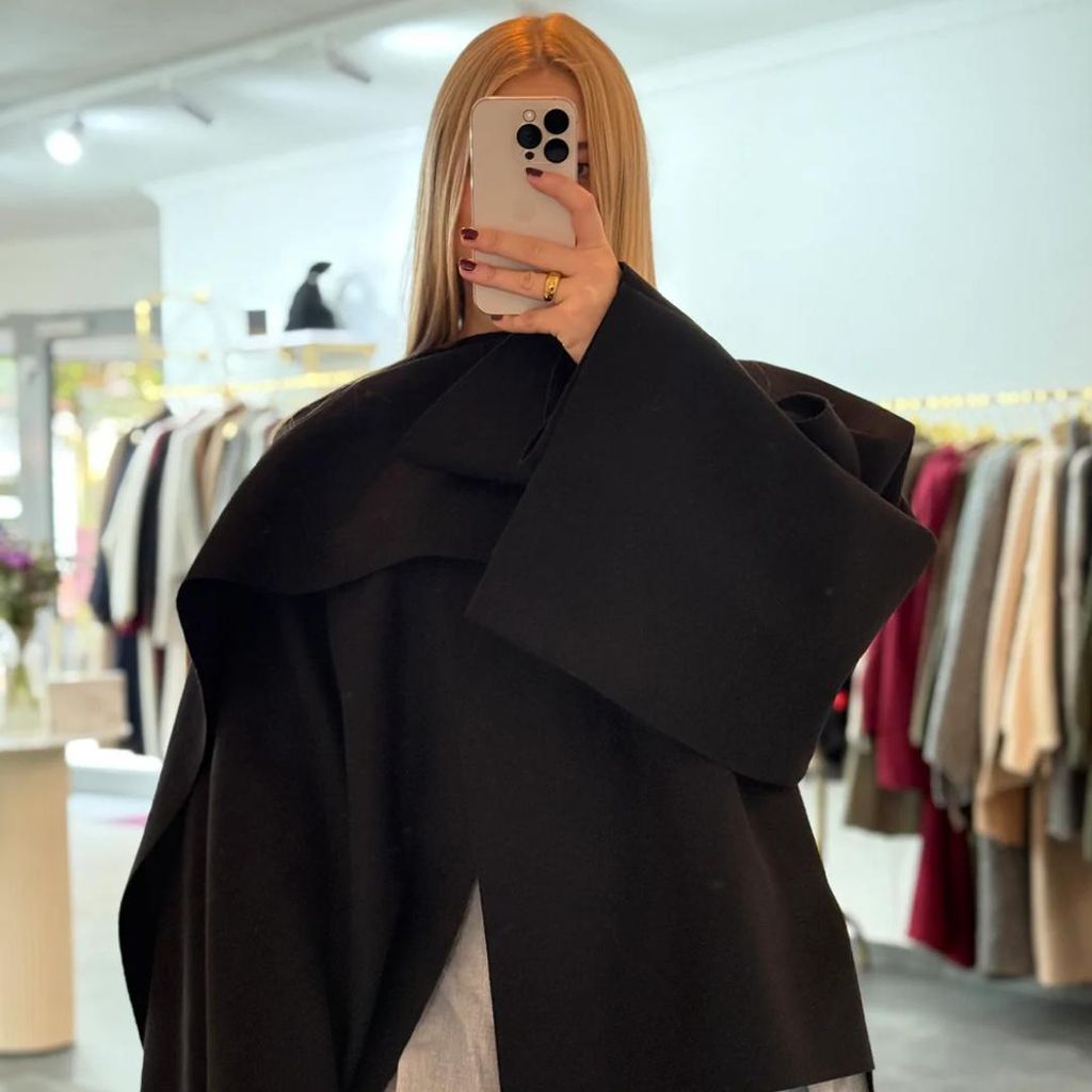 Cape Poncho "Lydia" Schwarz, Onesize (XS-XL) für Damen Poncho, übergroßer Cape für den Herbst und Winter, Frauen Cape, Wintercape, Langarm Cape...