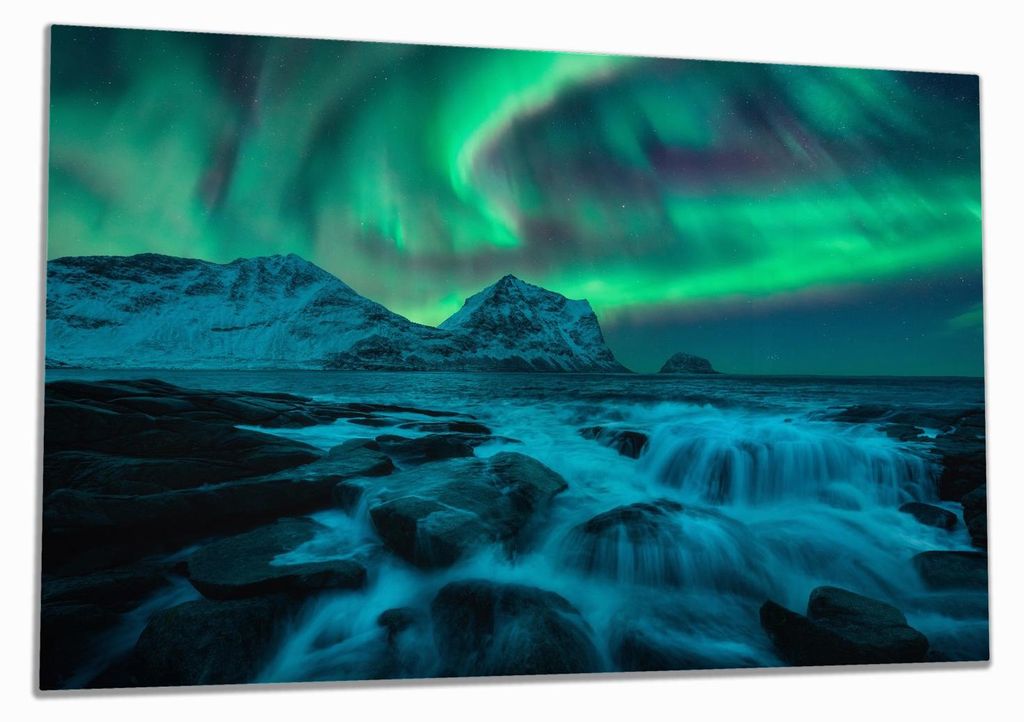 Wallario Herdabdeckplatte aus Glas, Größe 80 x 52 cm 1-teilig, Motiv Aurora über Küste