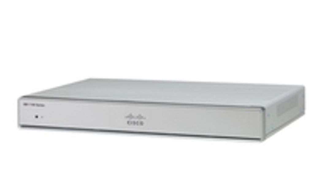 Cisco C1121-4PLTEP Router Gigabit Ethernet 5 Gate PoE 4GB RAM Argento