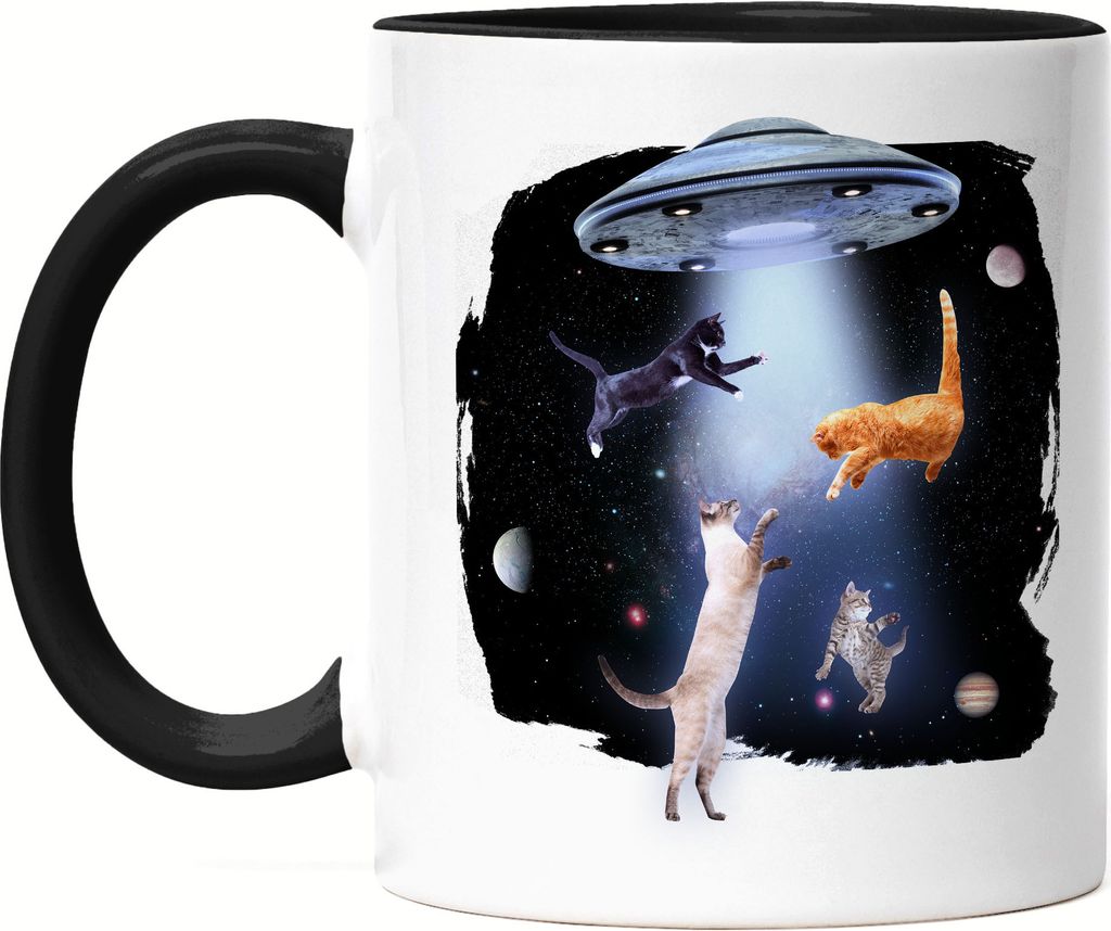 Katzen erobern das All Tasse Schwarz Katzenbesitzerin Katzenliebhaber Ufo Witzig