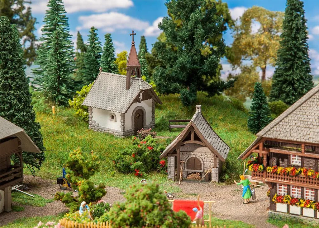 Maquette de chapelle et fournil Faller 130571 décor de village HO