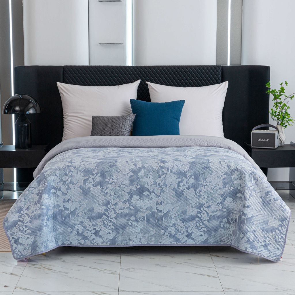 Tagesdecke FLOWERS blau / grau Maße: 200 x 220 cm