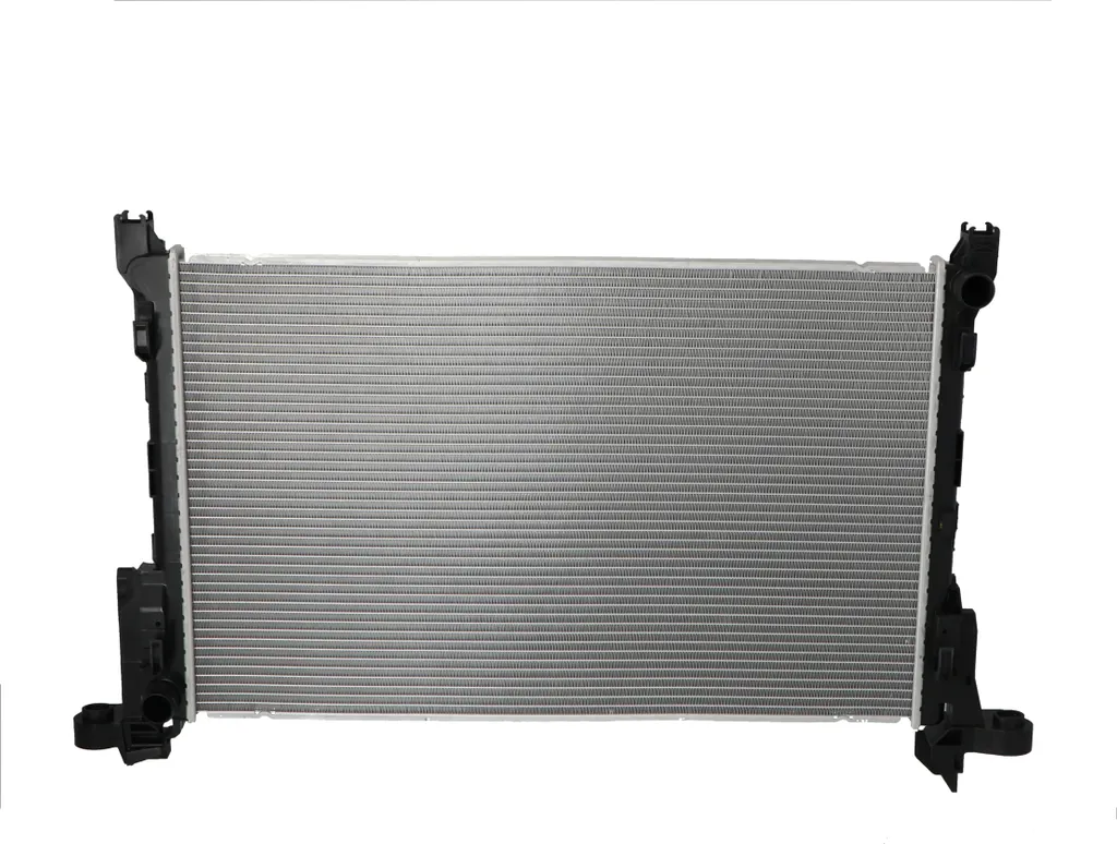 Évitez la surchauffe du Vivaro B avec le radiateur NRF 59295 OE 4422503