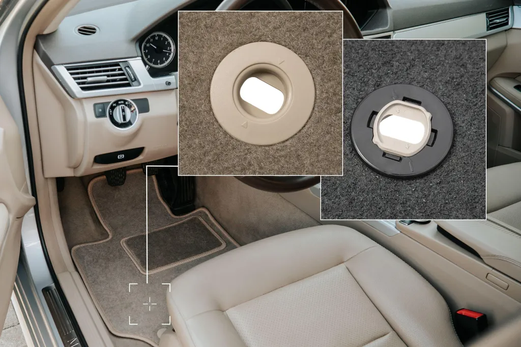 Tappetino Velluto Beige Lexus RZ: Eleganza Su Misura Conducente - 3