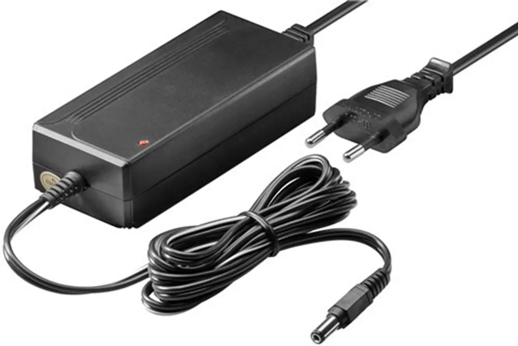 Câble d'alimentation 12V pour routeur, caméra de surveillance et LED