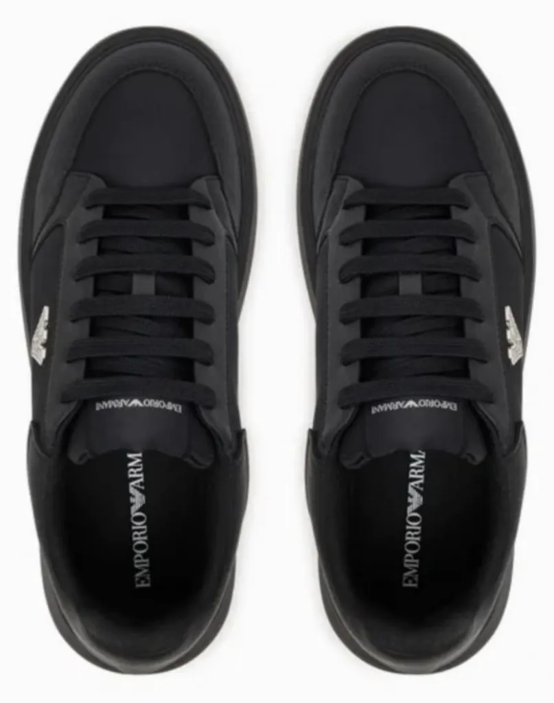 Chaussures Armani X4X633XR325K001 : Le Choix Idéal pour le Bureau ou Sortie