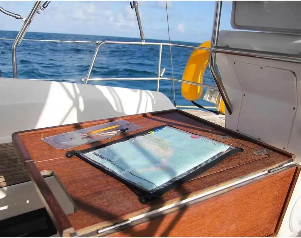 Porte-documents étanche format A3 Overboard pour protéger vos plans pros - 13