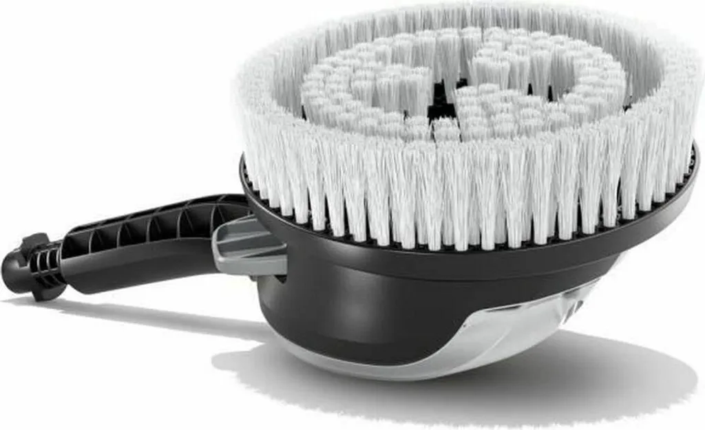 Nettoyer sans rayer avec la brosse rotative Kärcher WB 130 haute pression