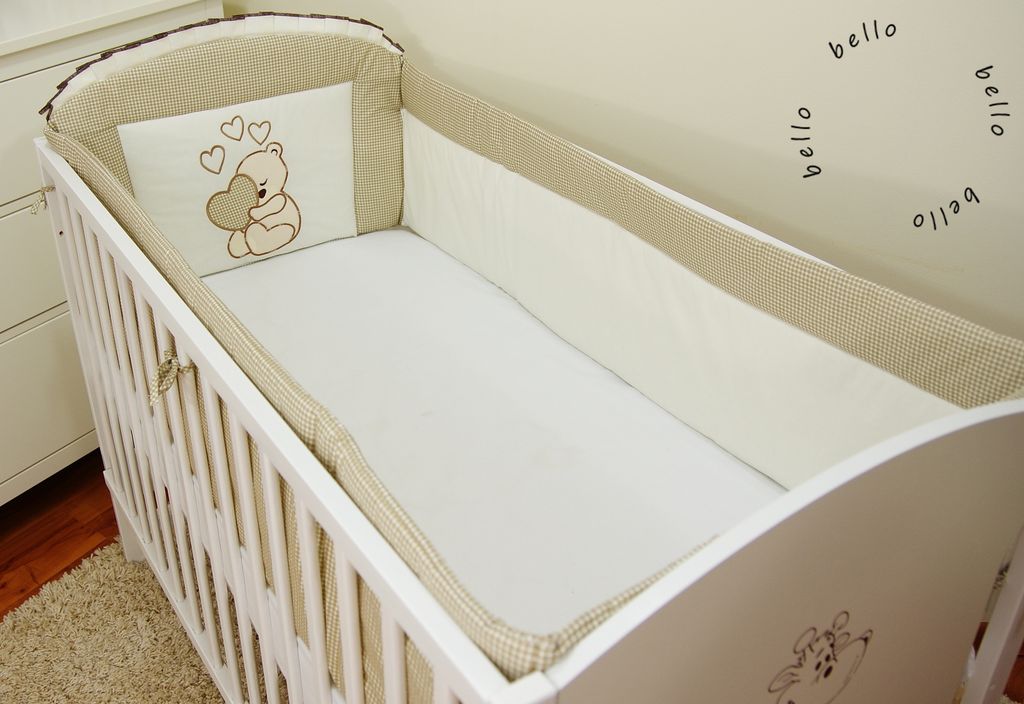 Nid de lit et contour mural de lit en 60x120 en 100% coton Image du produit 