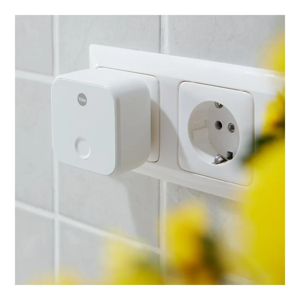 Yale ConnectX Bridge Wi-Fi C-Plug (EU) - Connexion distante stable