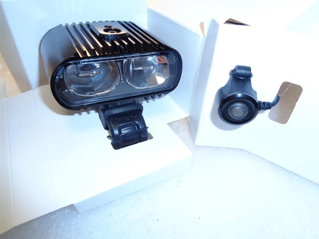 Phare de vélo LED Lezyne Power HB Drive 500 puissant et homologué
