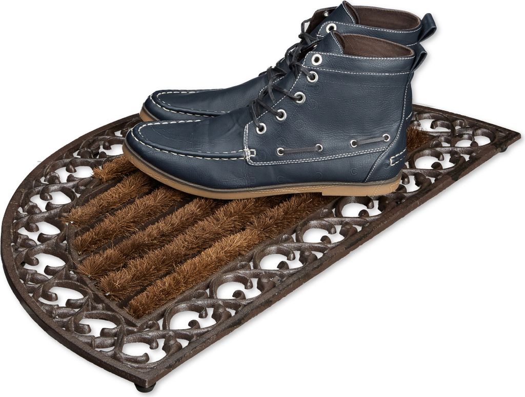 Zerbino Relaxdays in ghisa con spazzole, Ø 72 x 39 cm, Immagine del prodotto 