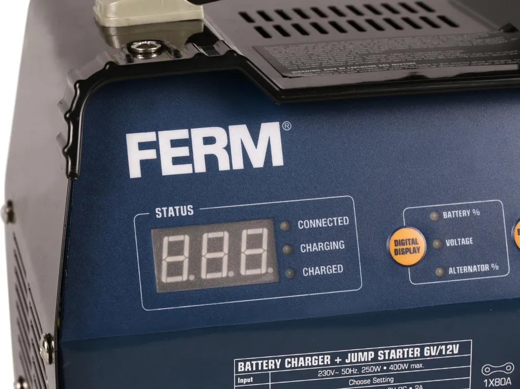 Chargeur batterie 12A haute performance FERM BCM1020 robuste 6V/12V