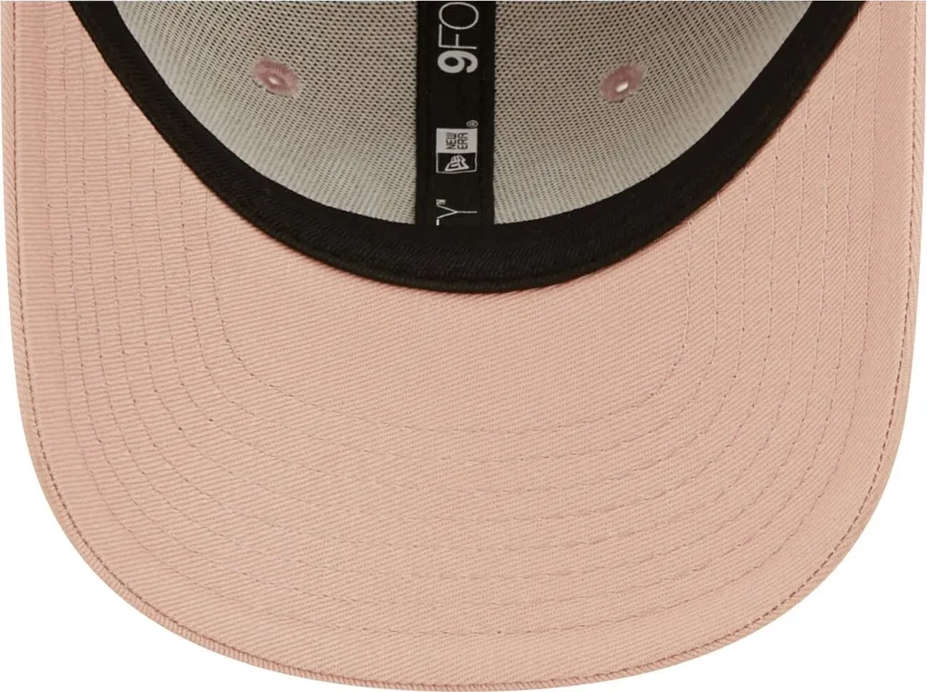 Casquette Bébé Rose NY Yankees New Era idéale pour protéger du Soleil