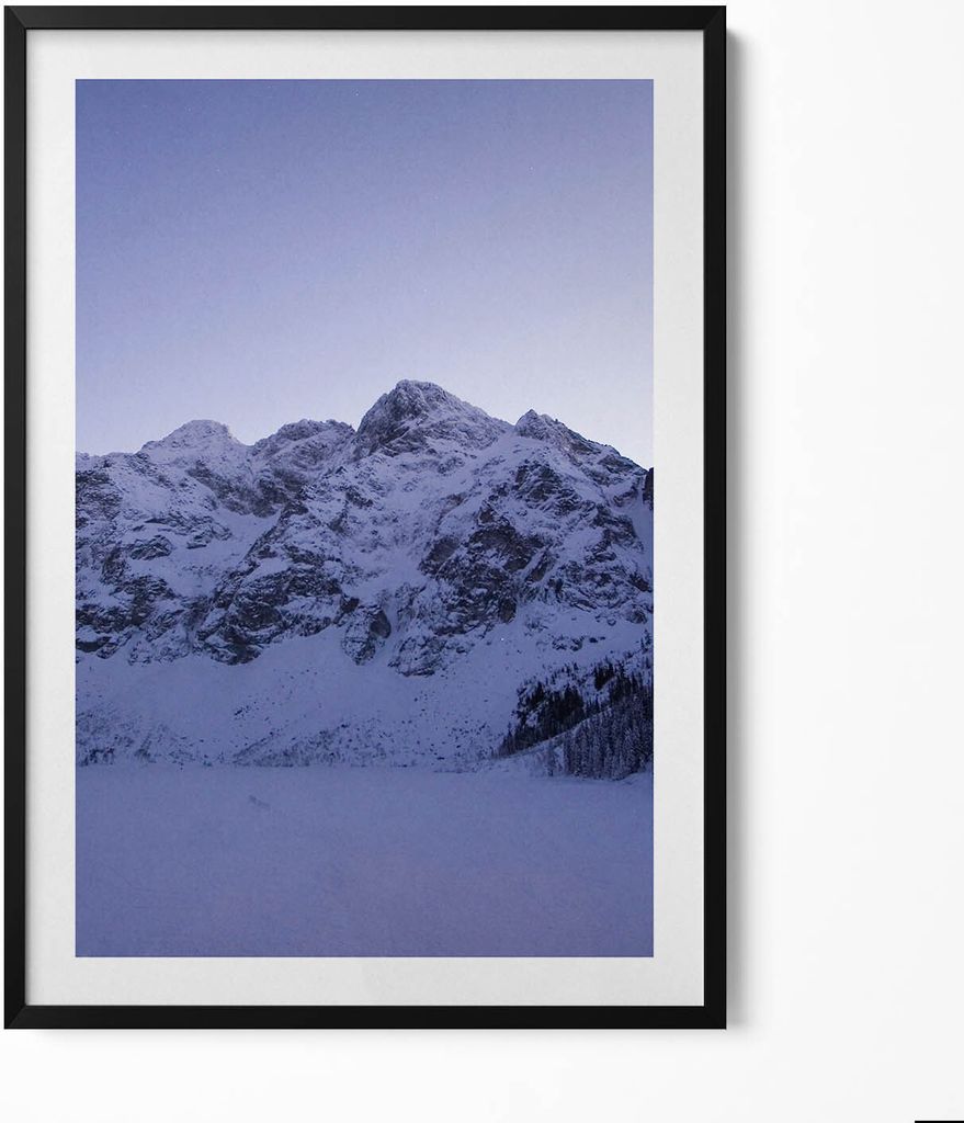 Landschaft mit schneebedeckten Bergen– Wandbild mit Rahmen Produktbild 