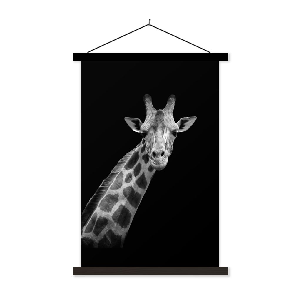 MuchoWow Textilposter Giraffe - Wildtiere - Schwarz - Weiß - Porträt 120x180 cm mit schwarzem Rahmen - Fotos