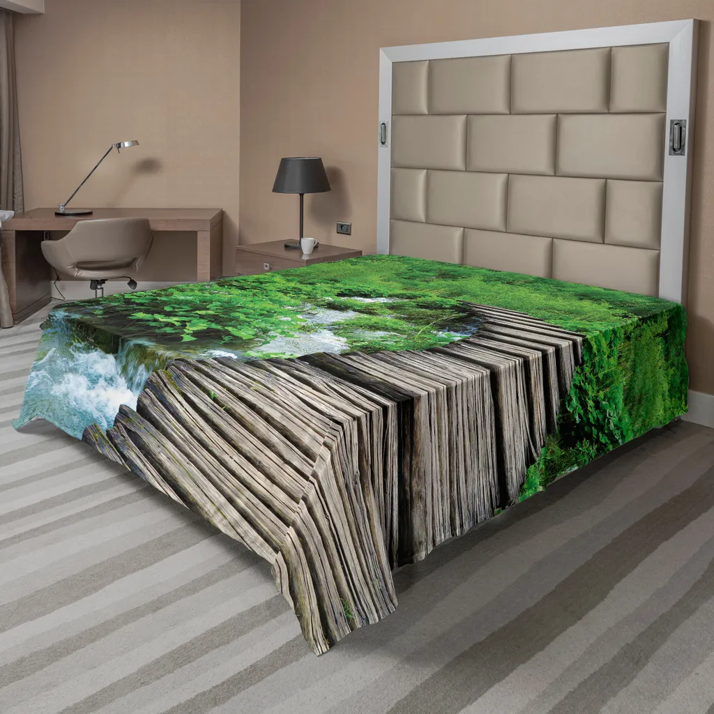 Drap de lit vue paisible cascade pour ambiance zen et décorative 266cm