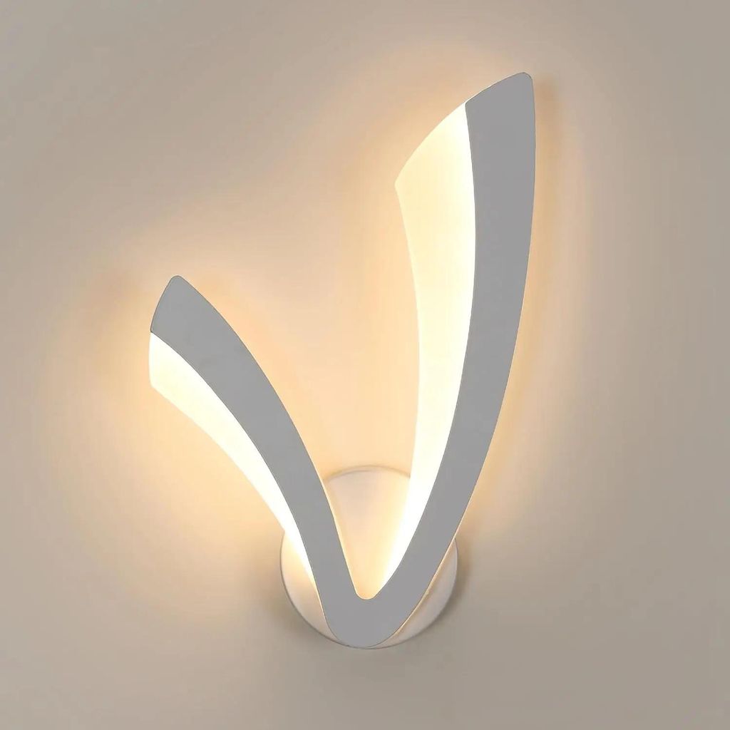 LED Wandleuchte - Acryl in V-Form - 12 W - 3000 K Warmweiß - Ra 80 - LED Inklusive - Leuchtbereich 5–10 m²