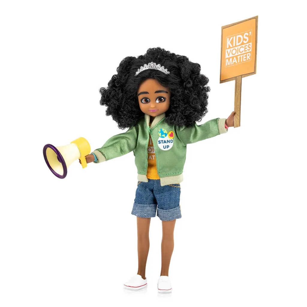 Poupée Articulée Lottie Activiste Mari Copeny pour Enfant de 3 ans