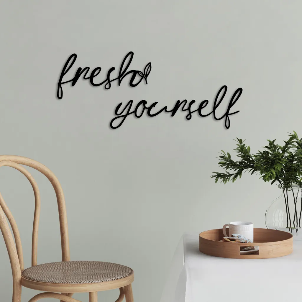 Déco Murale Métal Noir Wallity : Habillez vos Murs Vides avec Style